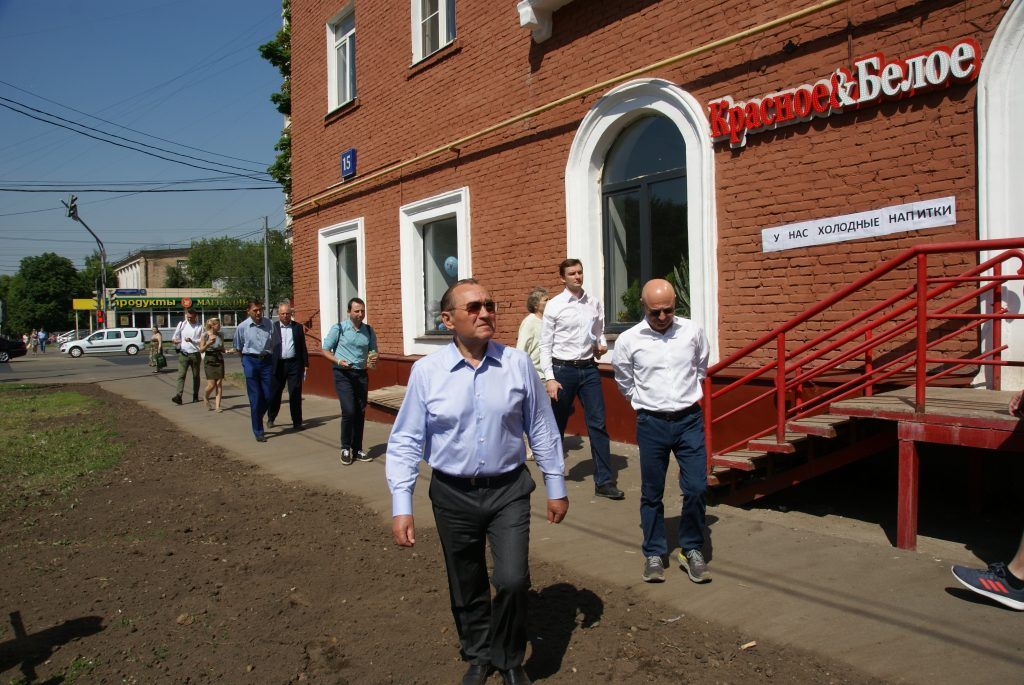 Петр Бирюков мытье фасадов благоустройство