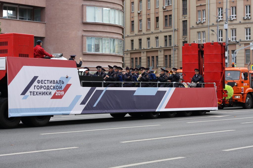 парад спецтехники