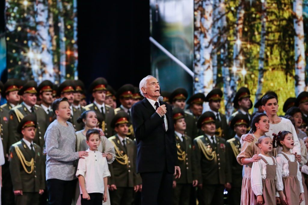 Страна героев, День героев Отечества, Василий Лановой
