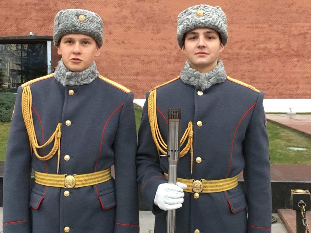 вечный огонь, часовые