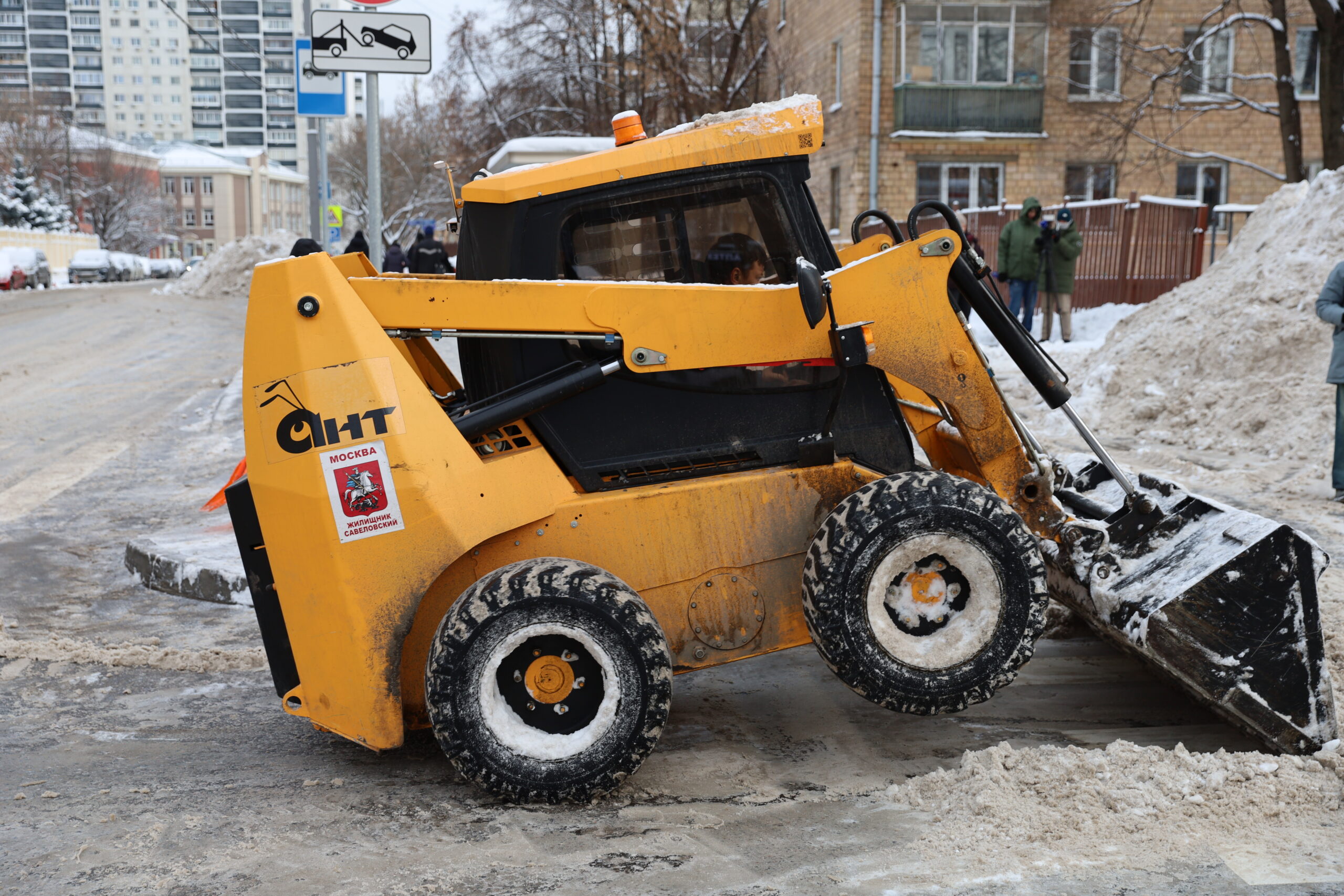 уборка снега, фото КГХ
