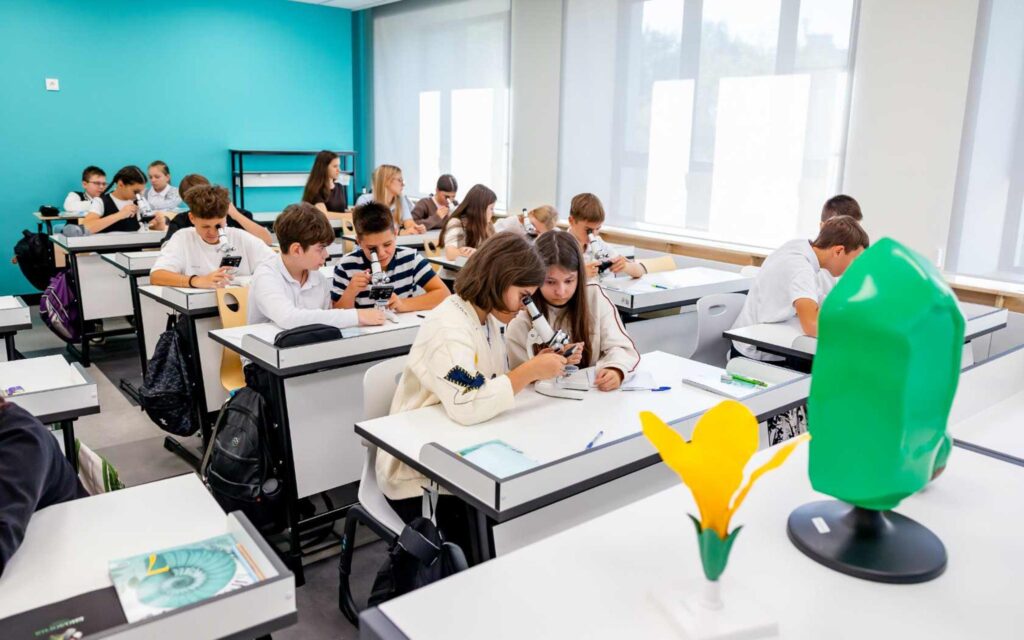 школа, благоустройство, фото sobyanin.ru