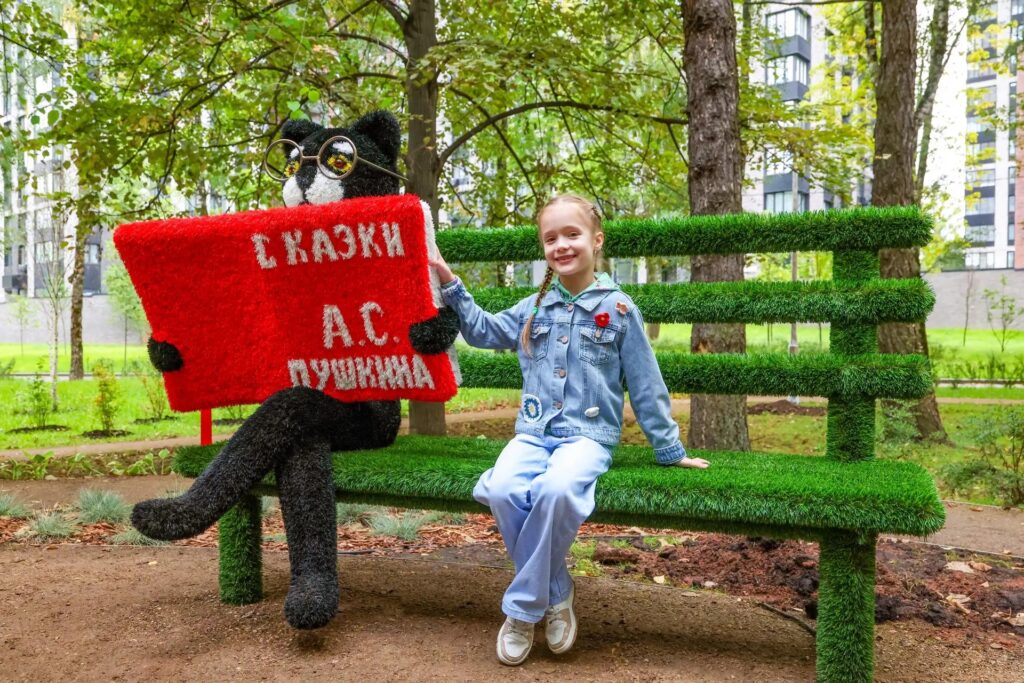 Кинотеатр Нева, благоустройство, детская площадка, фото КГХ
