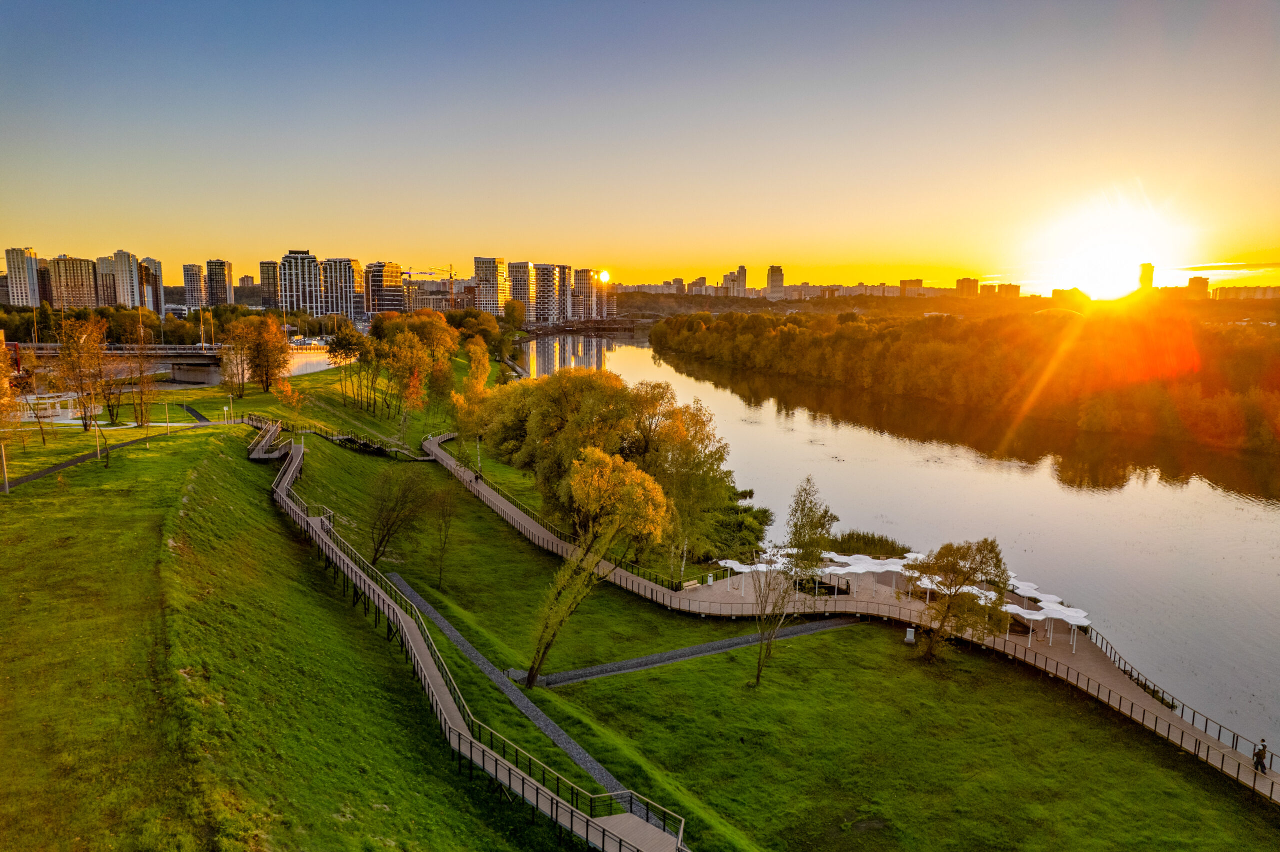 Новый прогулочный маршрут вдоль Москвы-реки в Мнёвниковской пойме, фото КГХ
