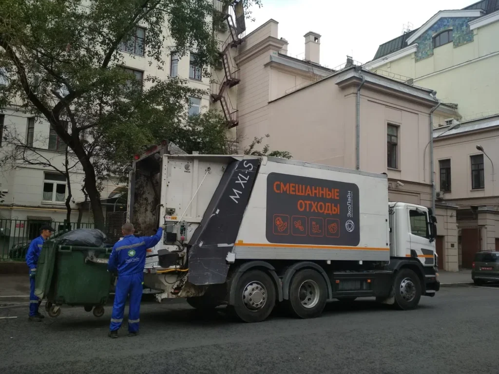Мусоровоз ТКО, фото Эколайн