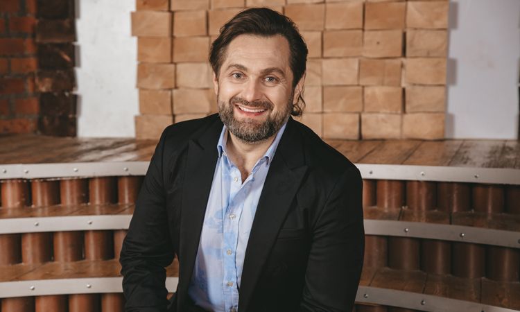 Александр Савельев