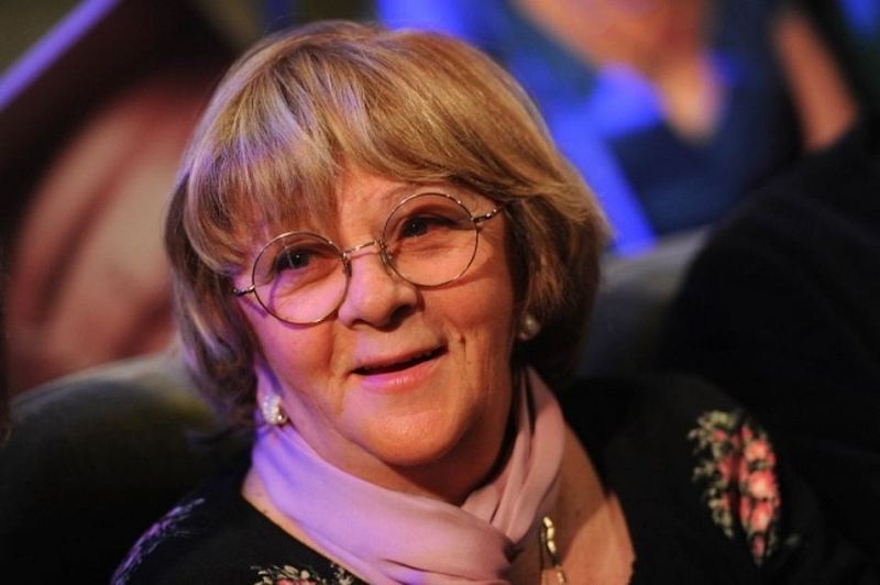 Алла Сурикова