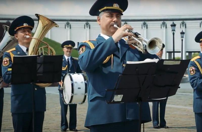 спасатели, парад Победы, Поклонная гора