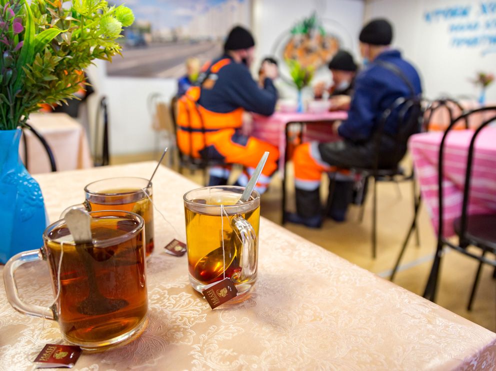уборка снега, зима в Москве, снегопад, трактор, кухня