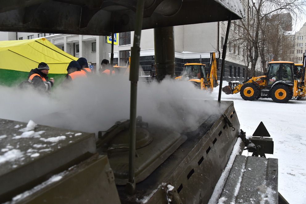 уборка снега, зима, АО Мосгаз