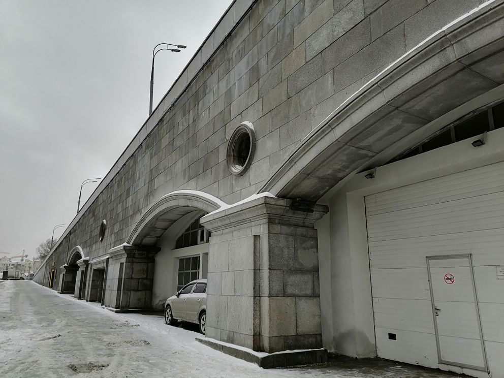 Большой Краснохолмский мост, ГБУ Гормост, уборка снега