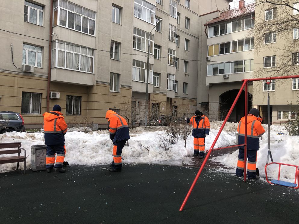 уборка снега, детская площадка, Лефортово