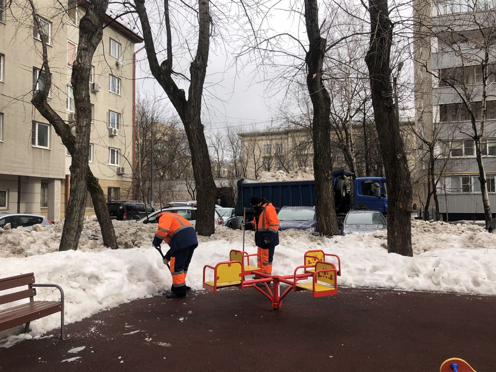уборка снега, детская площадка, Лефортово