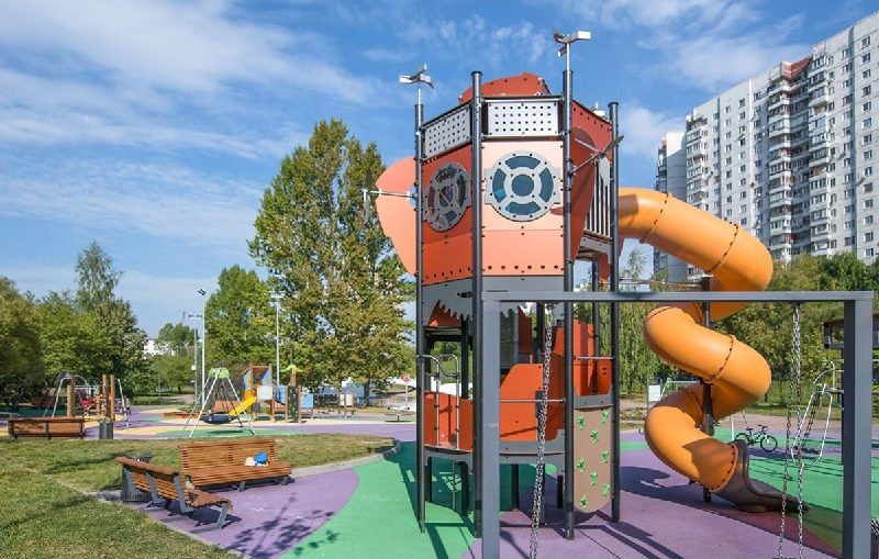 Благоустройство, двор