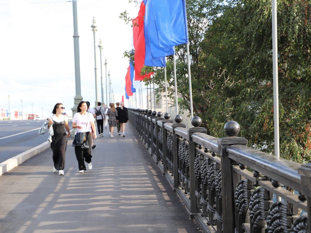 Большой каменный мост, день города