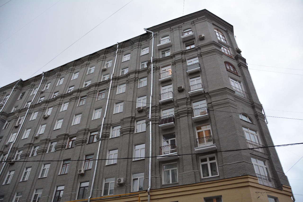 дом 100 роялей, 8/10 Брюсов переулок, капремонт, дом