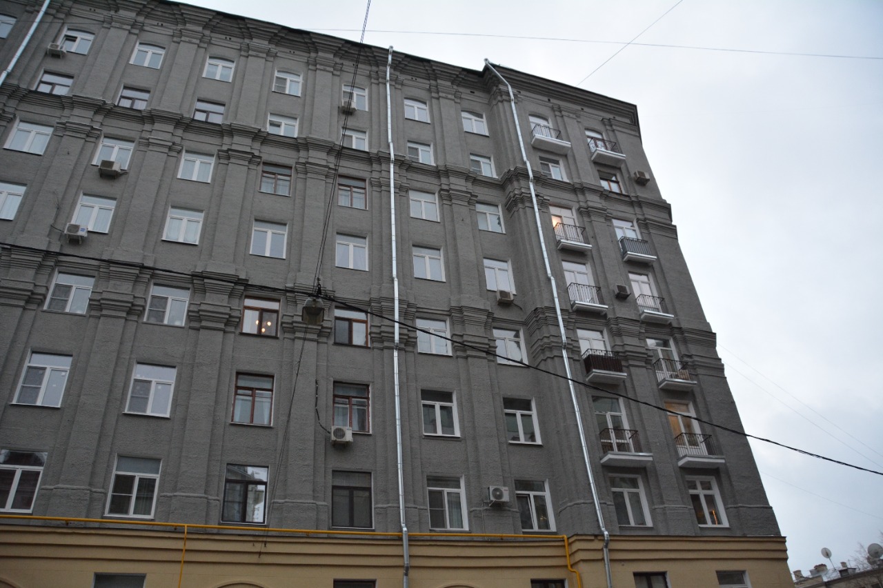 дом 100 роялей, 8/10 Брюсов переулок, капремонт, дом