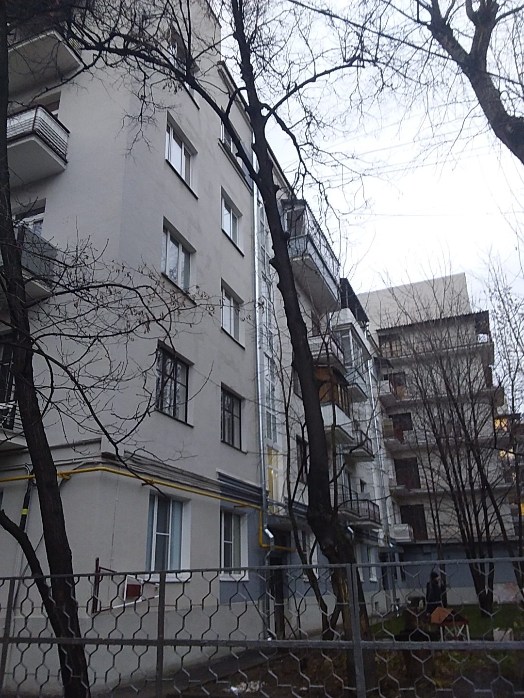Лестева 18, дом-коммуна, капремонт