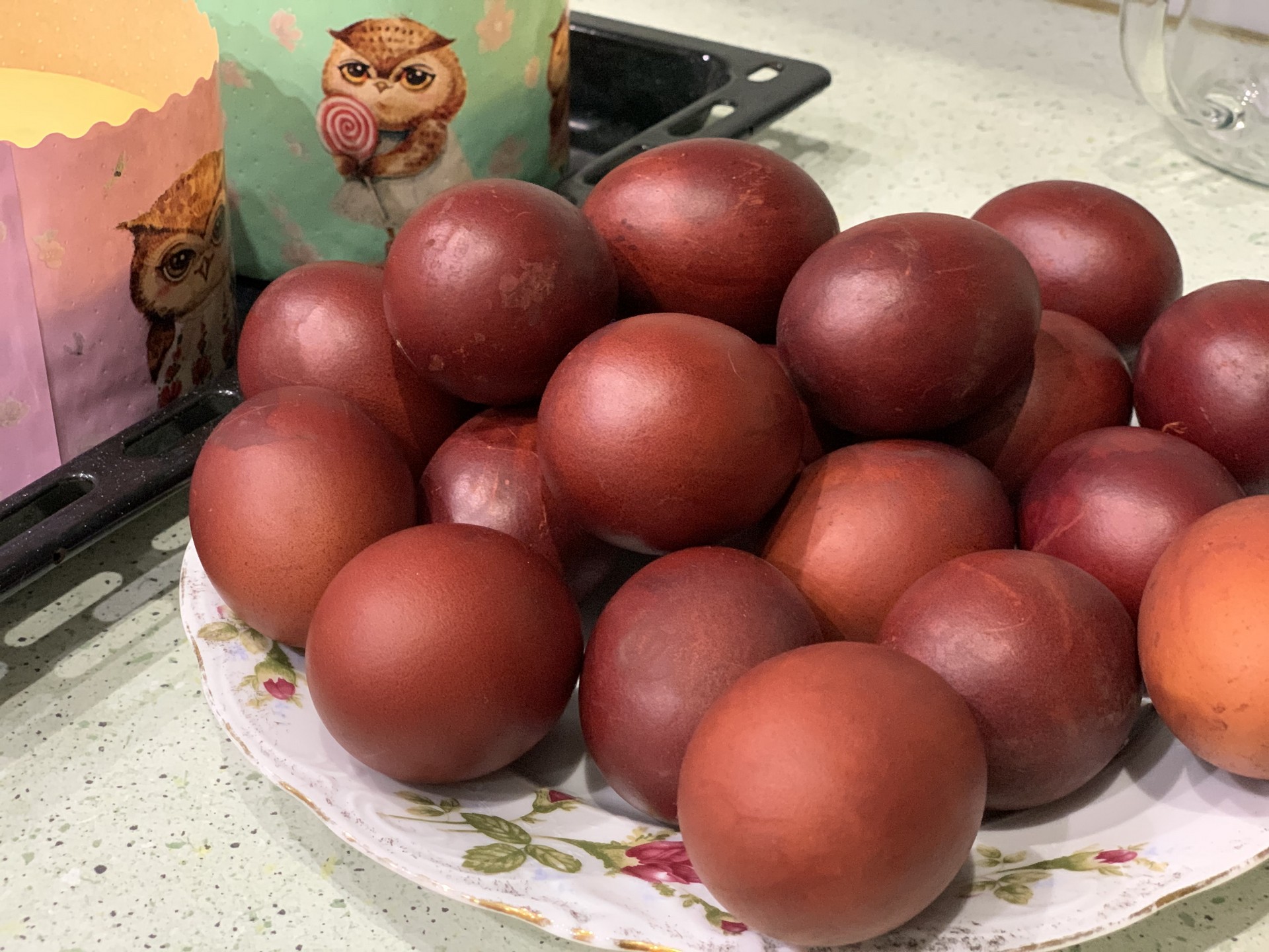 Пасха, яйца, еда, продукты. Фото Наталии Бахаревой