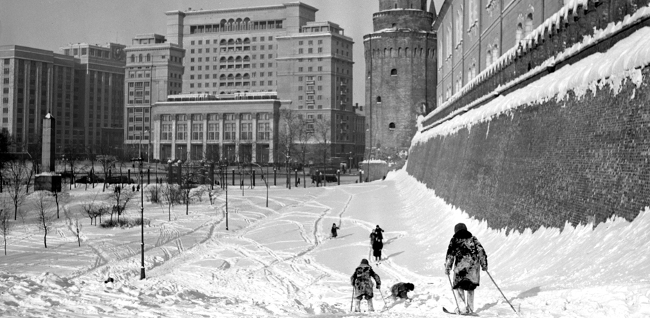 уборка снега. Фото mos.ru
