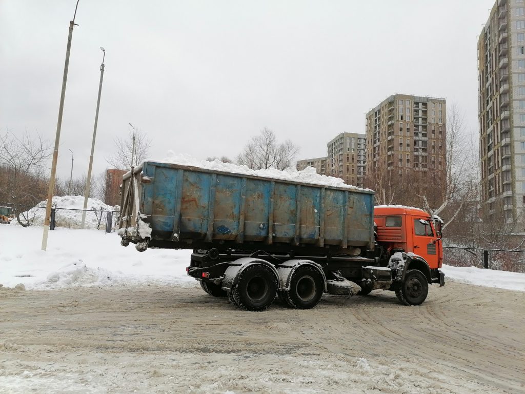 снегосплавный пункт Черкизово, АО Мосводоканал, снег. Фото Юлии Смагринской