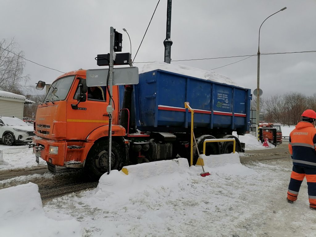 снегосплавный пункт Черкизово, АО Мосводоканал, снег. Фото Юлии Смагринской