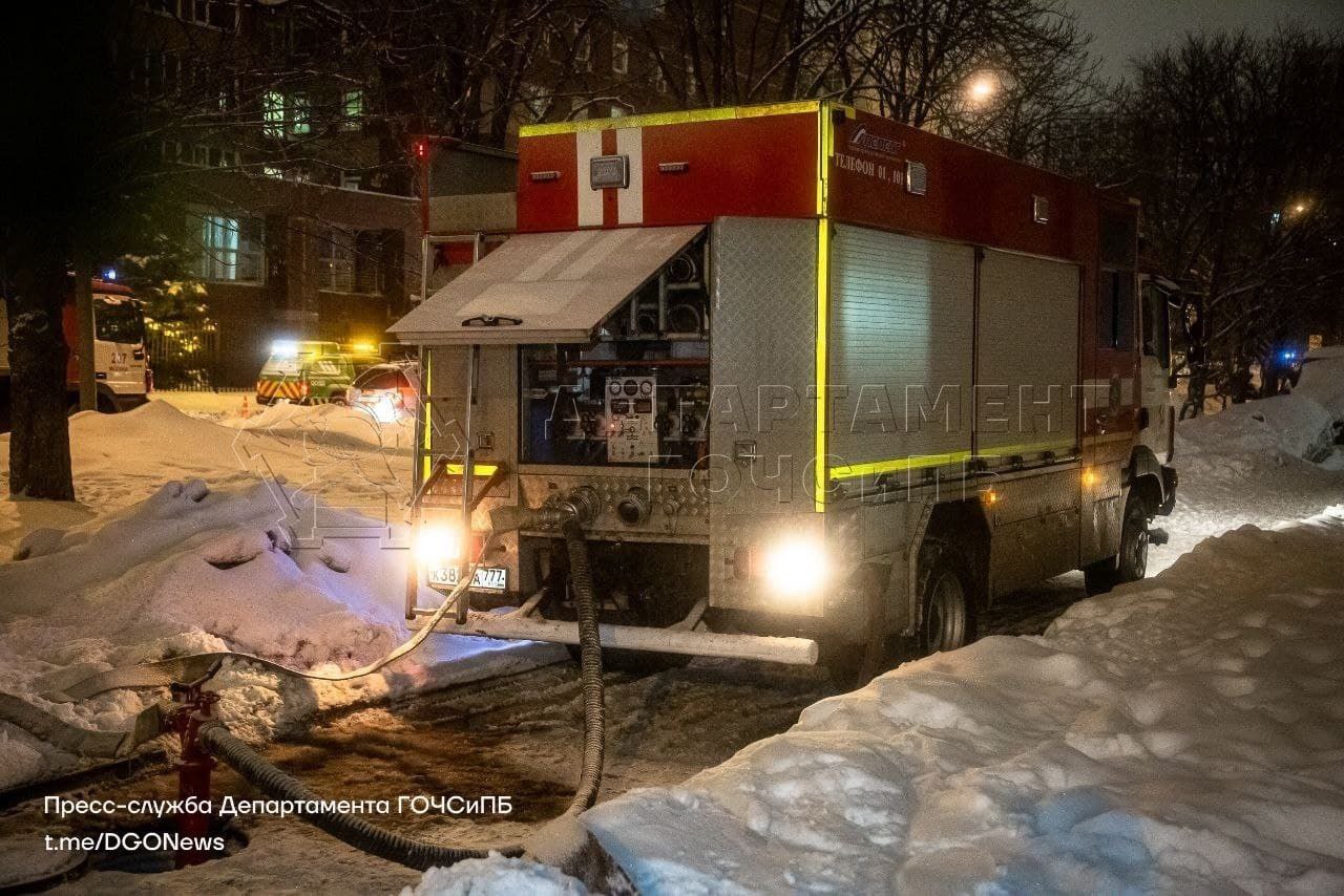 пожар, происшествия в Москве, улица Мельникова, ЮВАО, пожар в гаражах