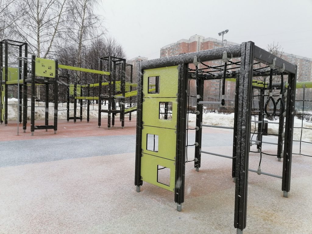 парк Радуга, зима, площадка спортивная, Фото Юлии Смагринской