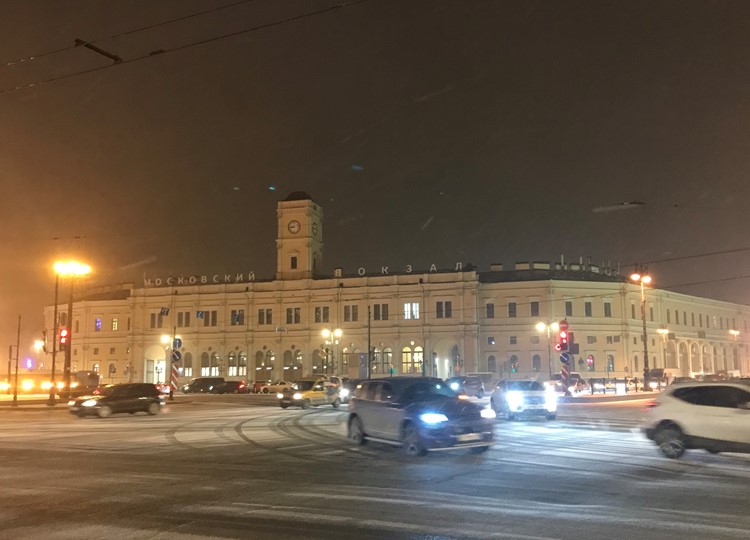 Экологическая акция «Час Земли», Санкт-Петербург, фото Ольги Курсаковой