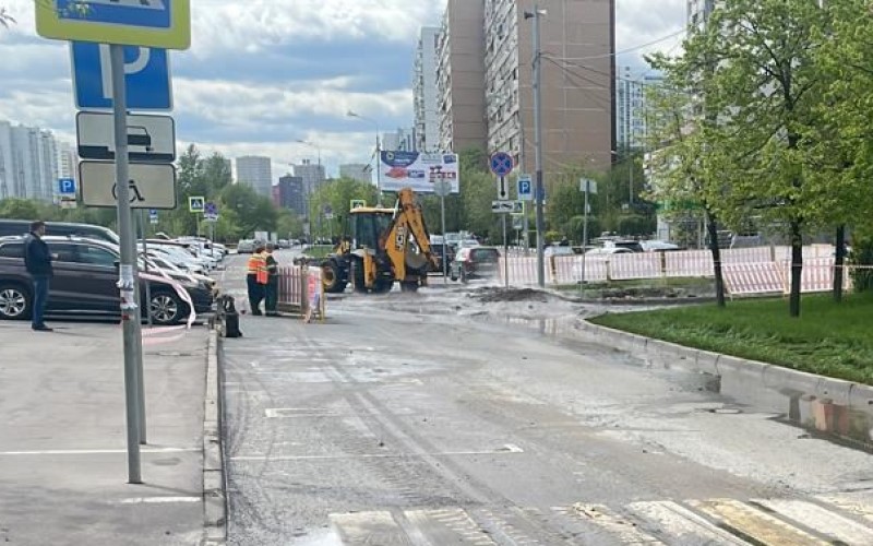 марьино,утечка воды, фото КГХ