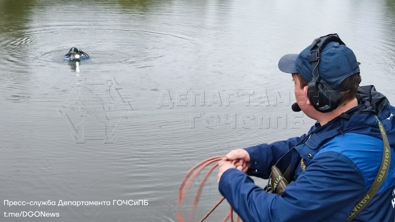 водолаз Спасатели, автомобиль упал в реке, история спасения