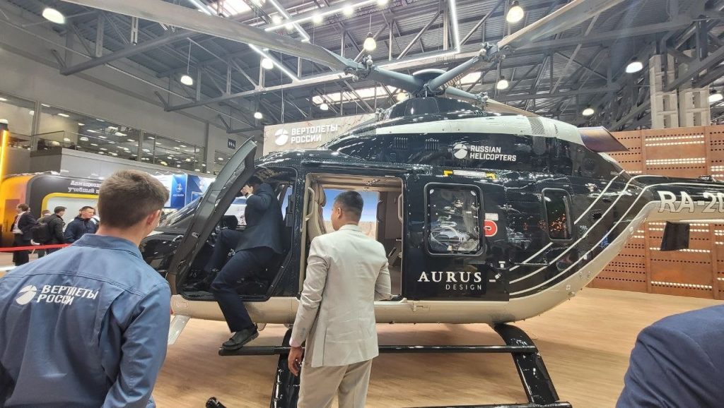 HeliRussia-2022, Александр Панормов, Виктор Калика, выставка, Кирилл Святенко