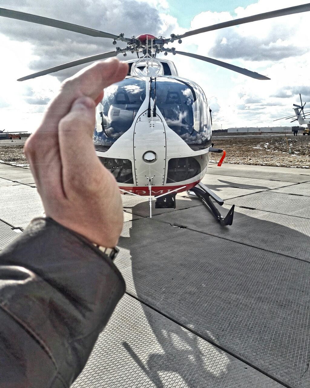 вертолет ВК117С-2, фото МАЦ
