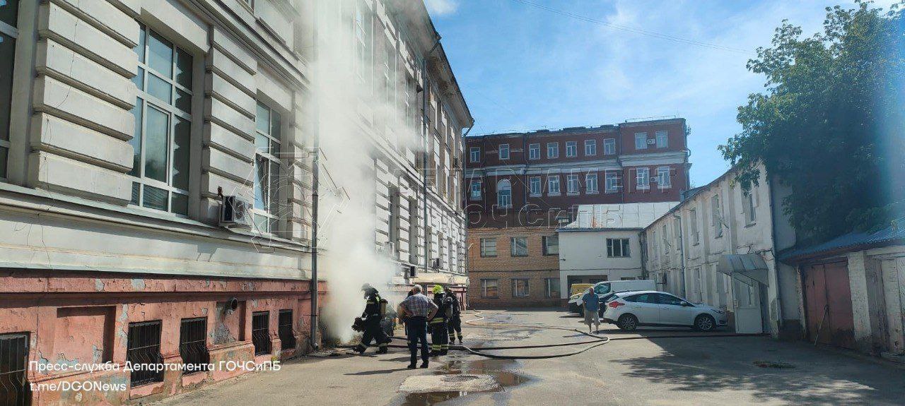пожар в Лефортове, происшествия в Москве, фото ГОЧС