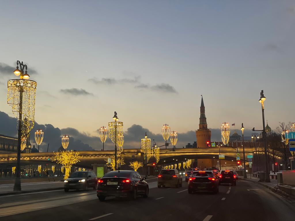 подсветка, кремль, Москва, дорога, машины, зима, Новый год, фото Наталия Бахарева