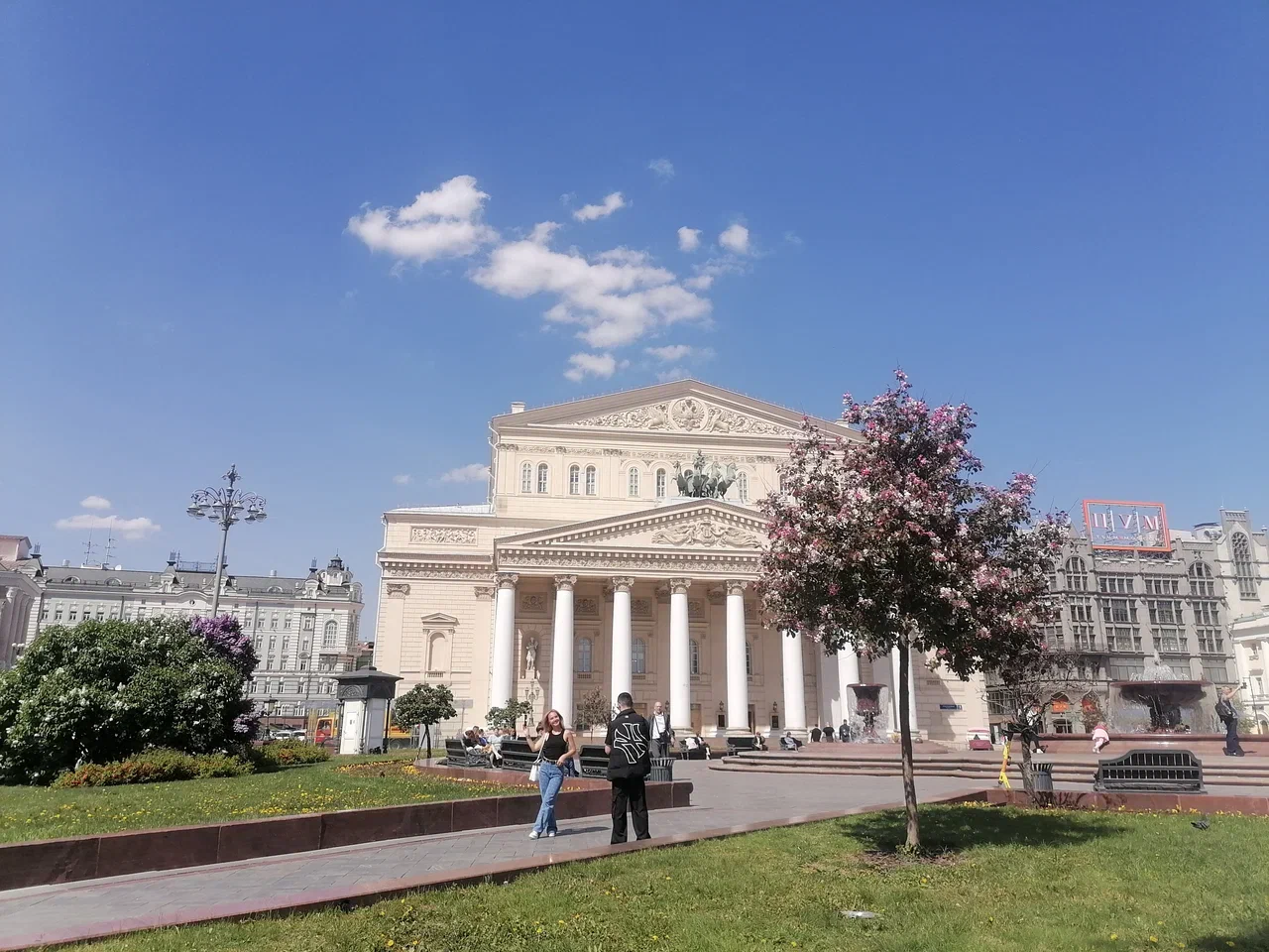 Большой театр, весна, Москва, фото Юлия Смагринская