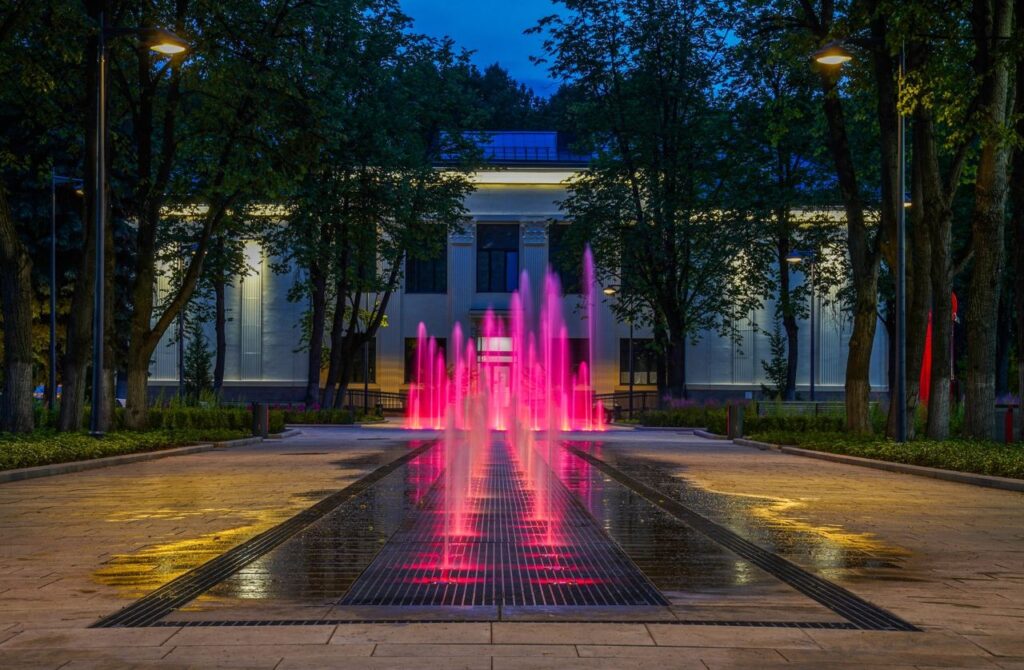 фонтан, благоустройство, фото mos.ru