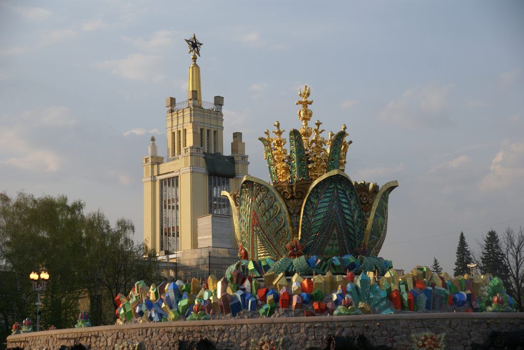 фонтан Каменный цветок, ВДНХ, фото Юлия Смагринская