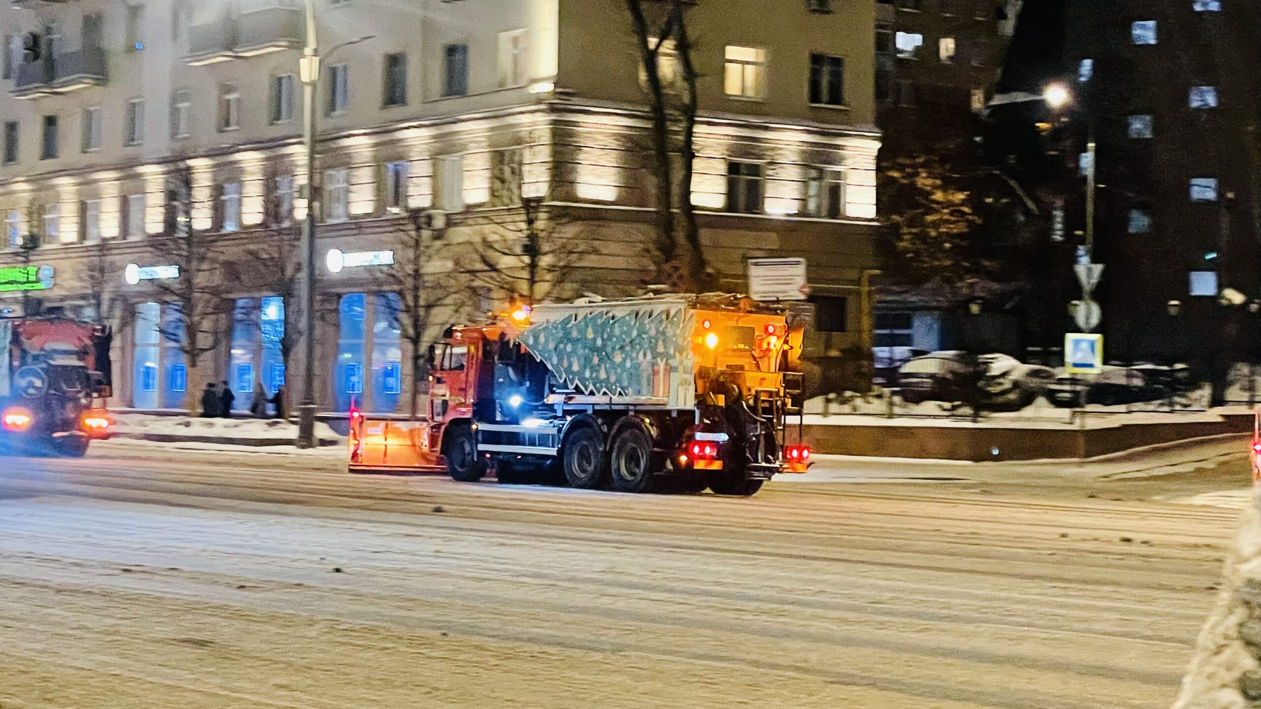 уборка снега, техника, елка, украшение Москвы, Новый год, фото Наталия Бахарева