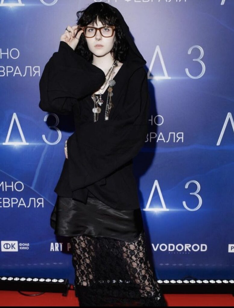Лидия Чистякова, дочь Глюкозы. Instagram журнала Woman (владелец компания Meta признана экстремистской в России и запрещена)