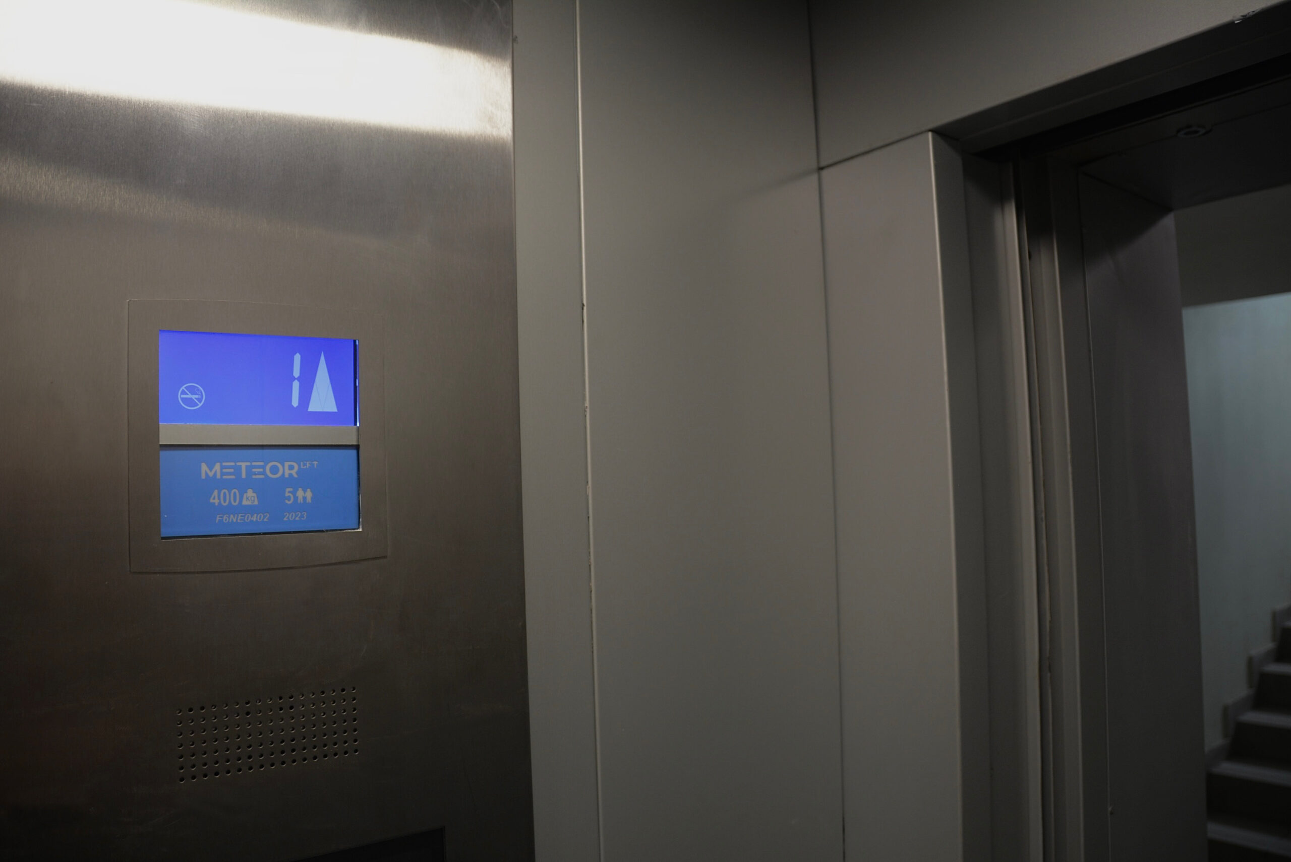 лифт, Цветной бульвар, 25, корпус 1,