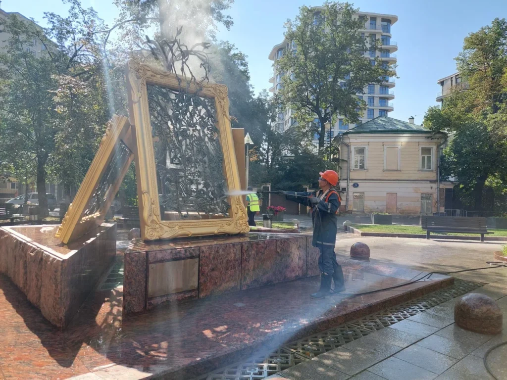 промывка фонтана, фото Яна Маевская