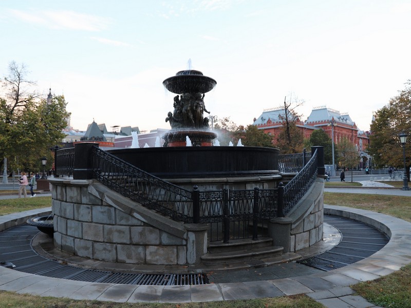 фонтан Витали, фото Юлия Смагринская