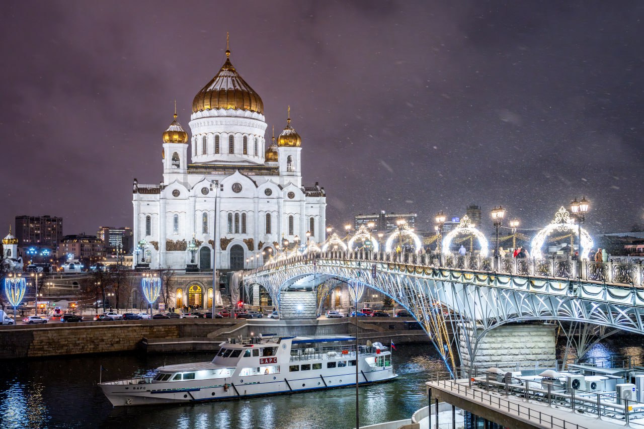 Подсветка, Новый год, Патриарший мост, праздник, фото КГХ