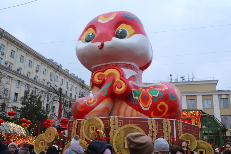 Китайский новый год, украшения, фото Юлия Смагринская