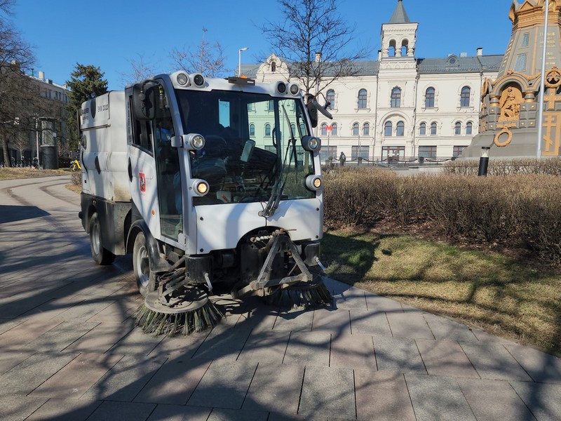 Ильинский сквер, промывка, фото Юлия Смагринская