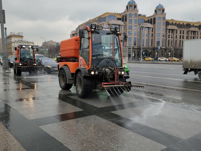 промывка дорог, фото Юлия Смагринская