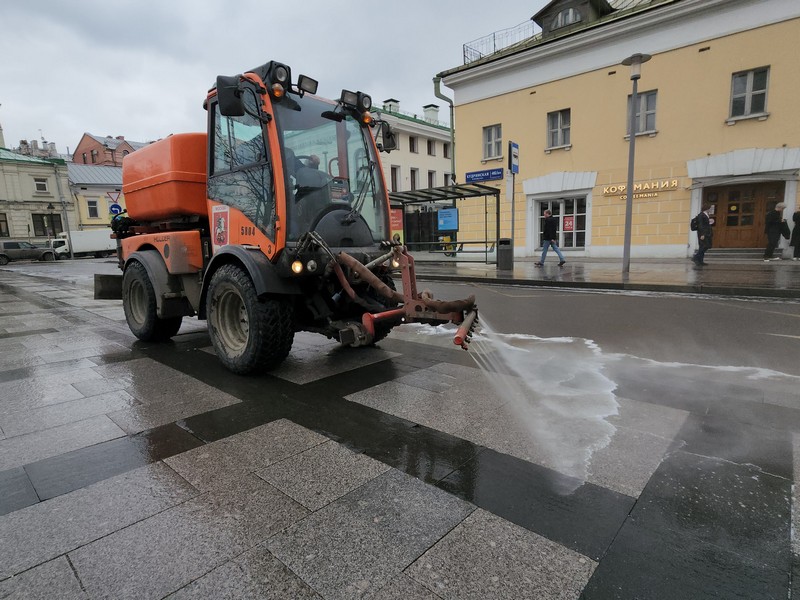 промывка дорог, фото Юлия Смагринская