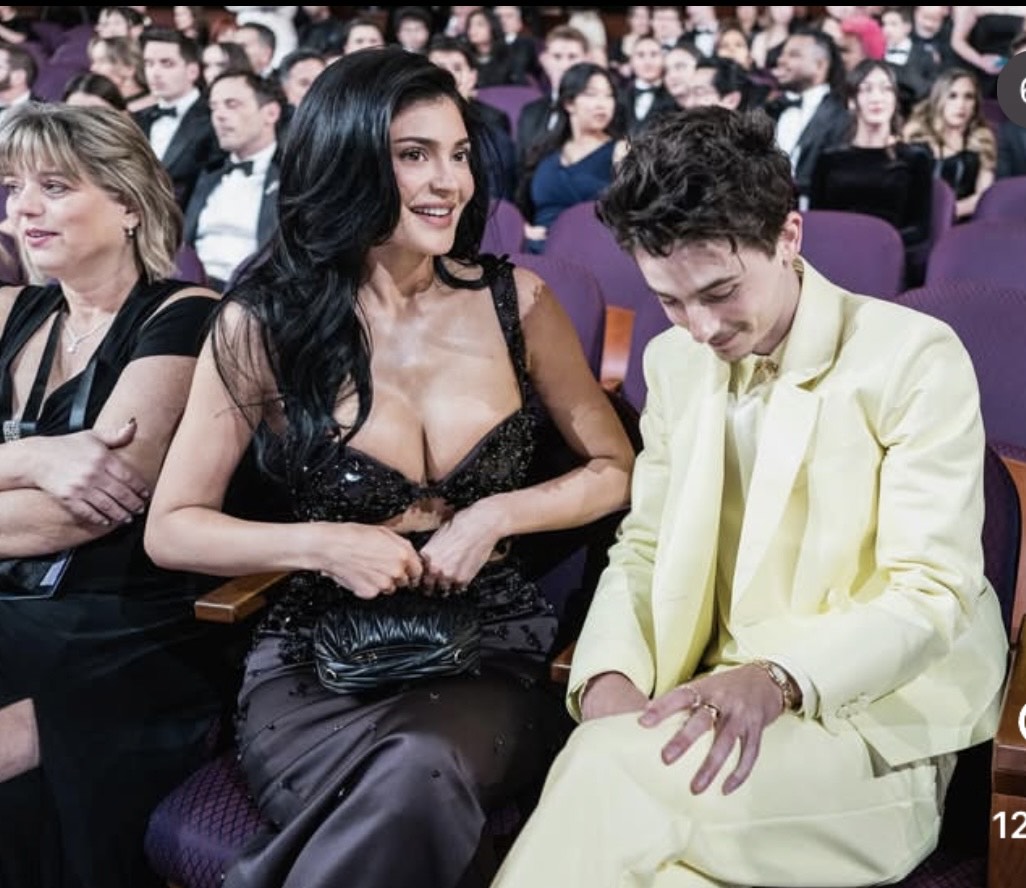 Кайли Дженнер и Тимоти Шаломе. Instagram theblueprint.ru (владелец компания Meta, признана в России экстремистской и запрещена