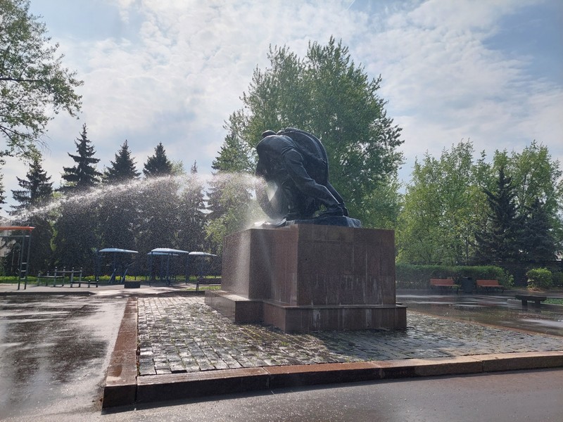 промывка памятника, фото Яна Маевская